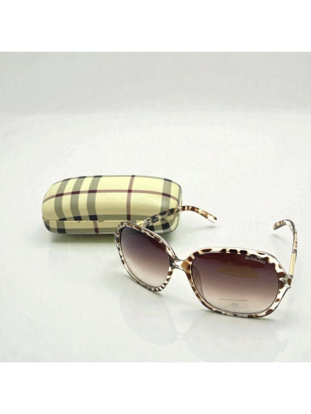 Burberry Women's Oversized Sunglasses Tortoise Frames Gradient Lenses Italy - Picture 10 of 12